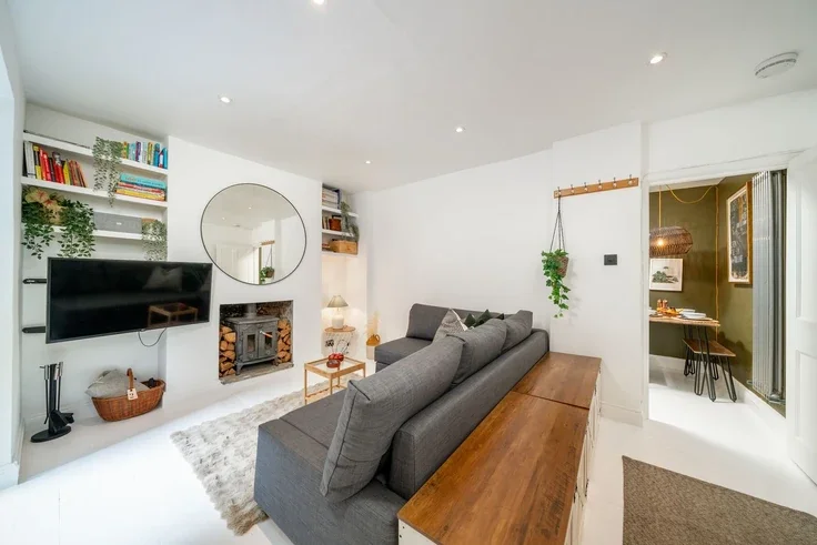 Flat Torriano Cottages in Greater London