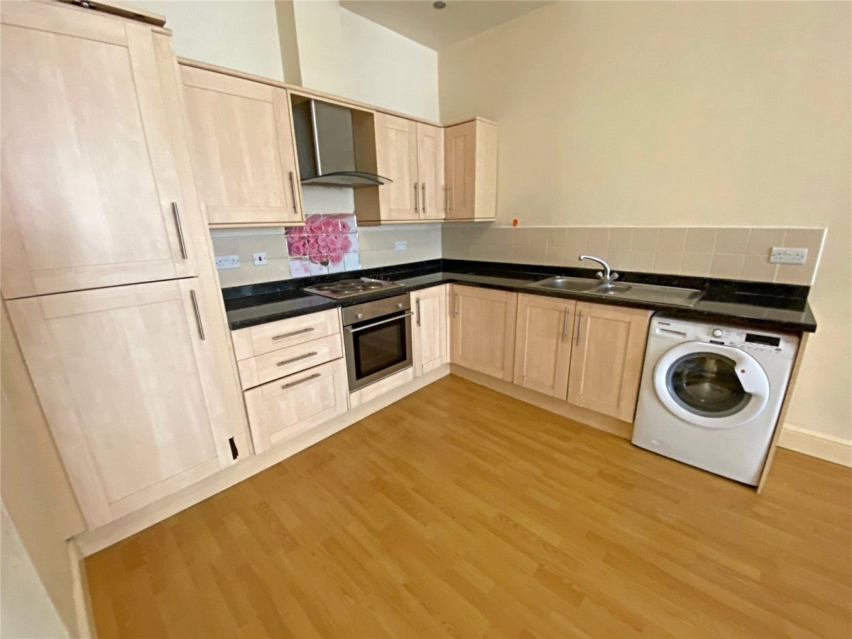 Flat North Parade in Bradford