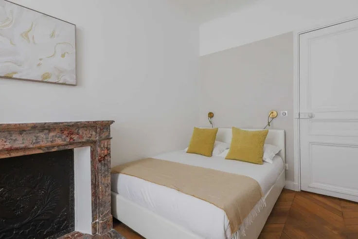 Appartement Square du Roule à Paris