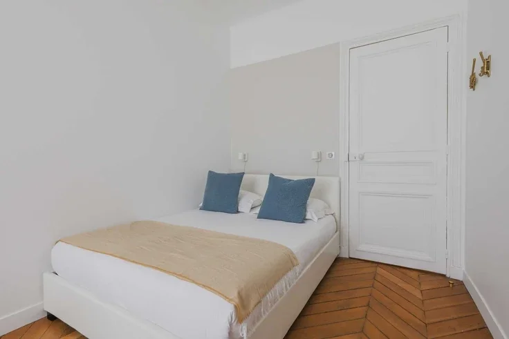 Appartement Square du Roule à Paris