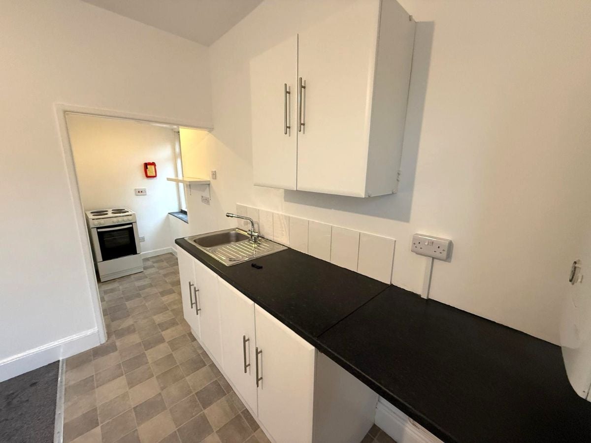Flat Baker Street in Weston-super-Mare