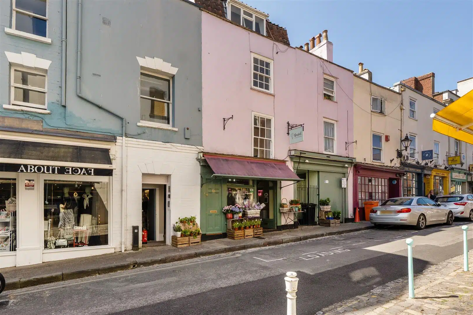 Flat Waterloo Street in Bristol