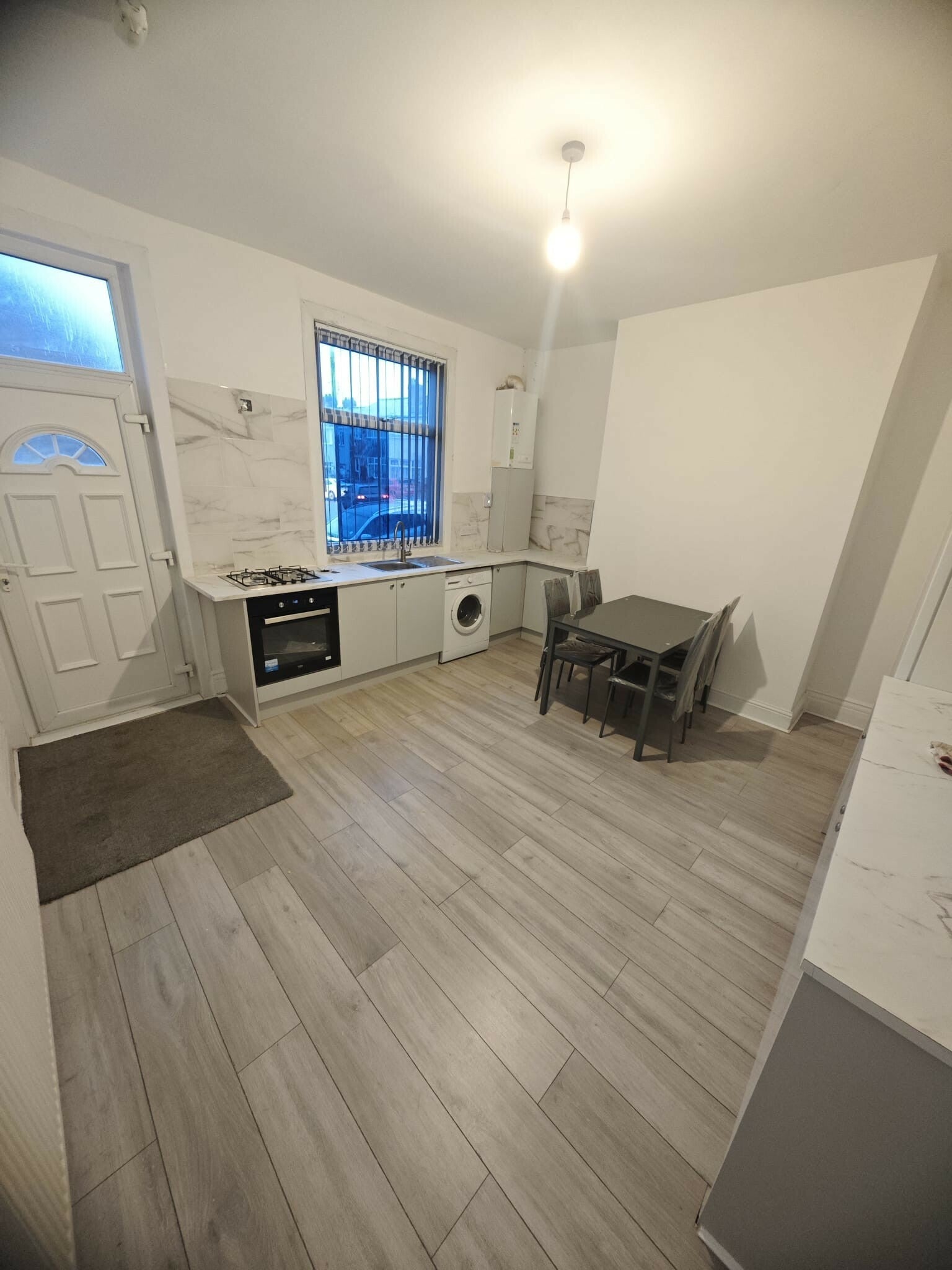 Flat Harehills Place in Leeds