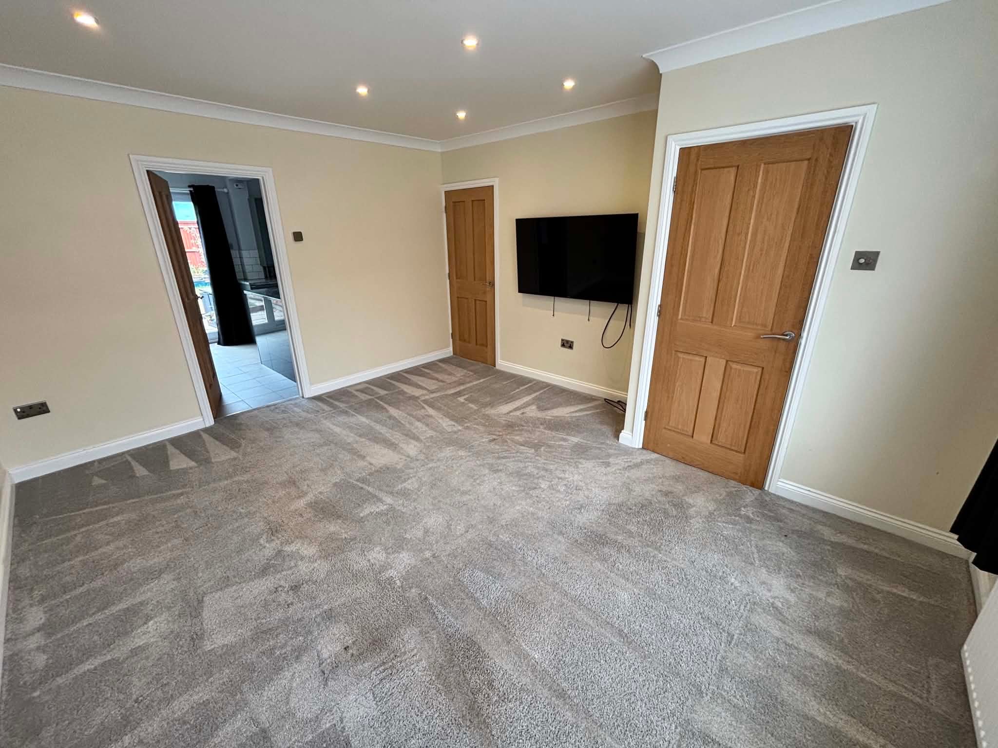 House Winston Way in Thatcham