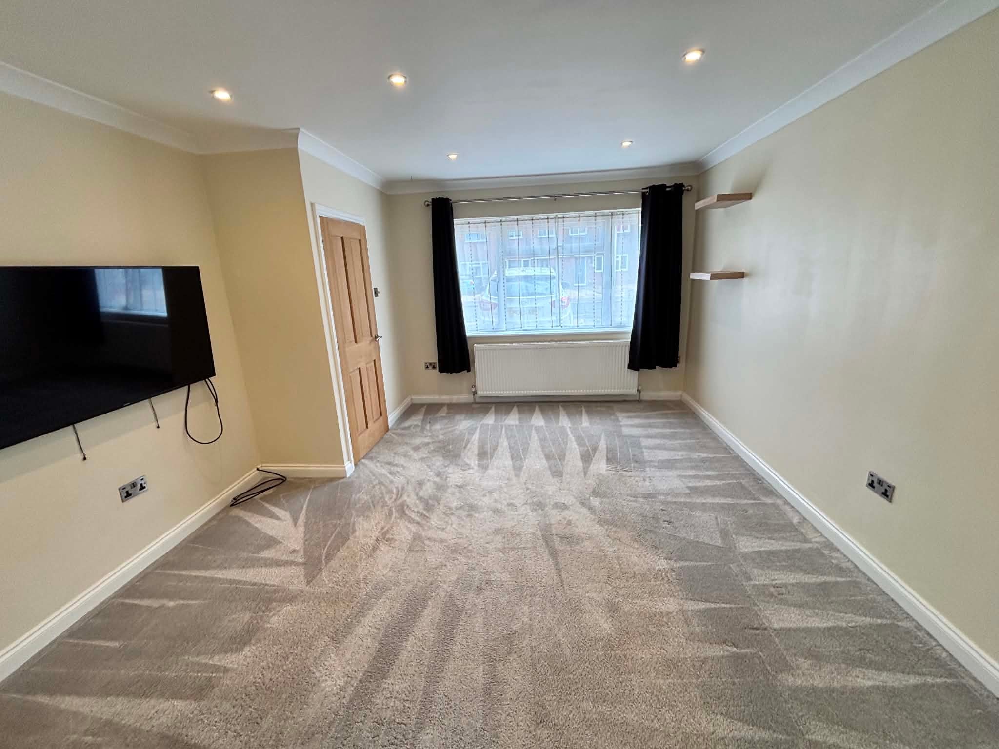House Winston Way in Thatcham