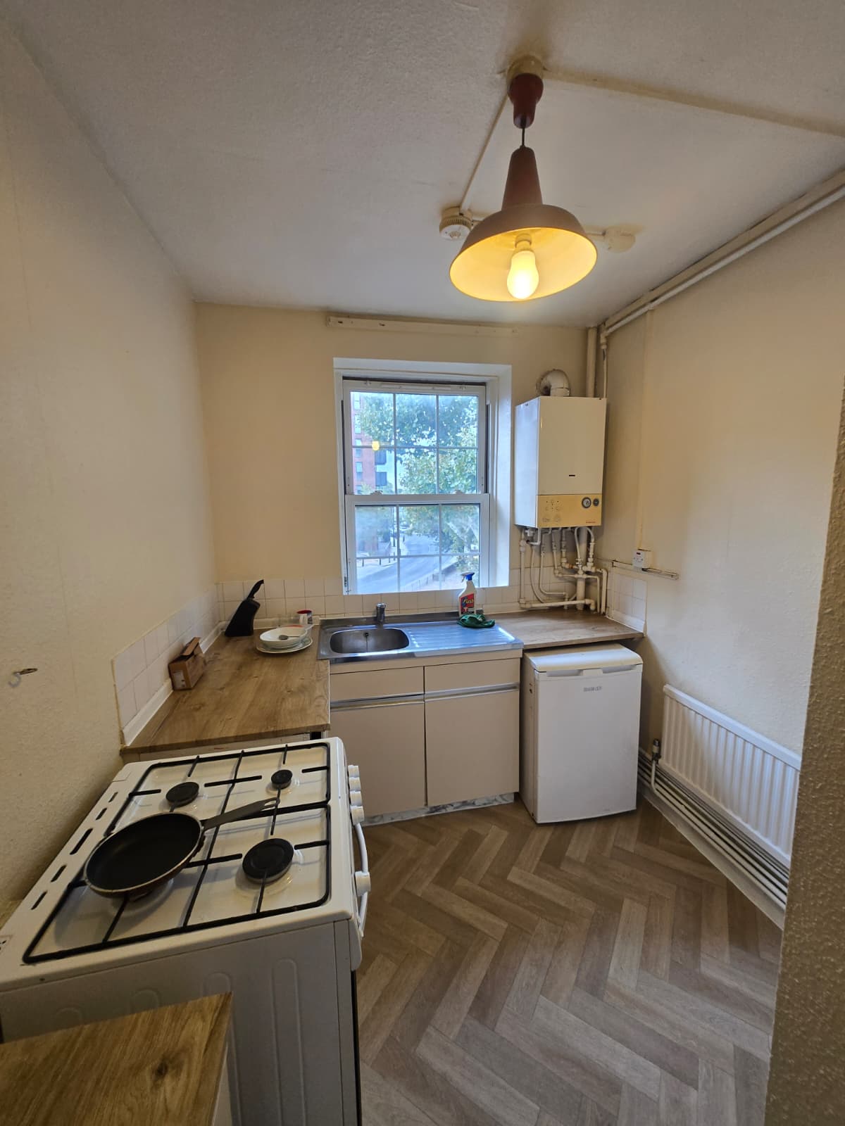 Flat Ratcliffe Lane in Greater London