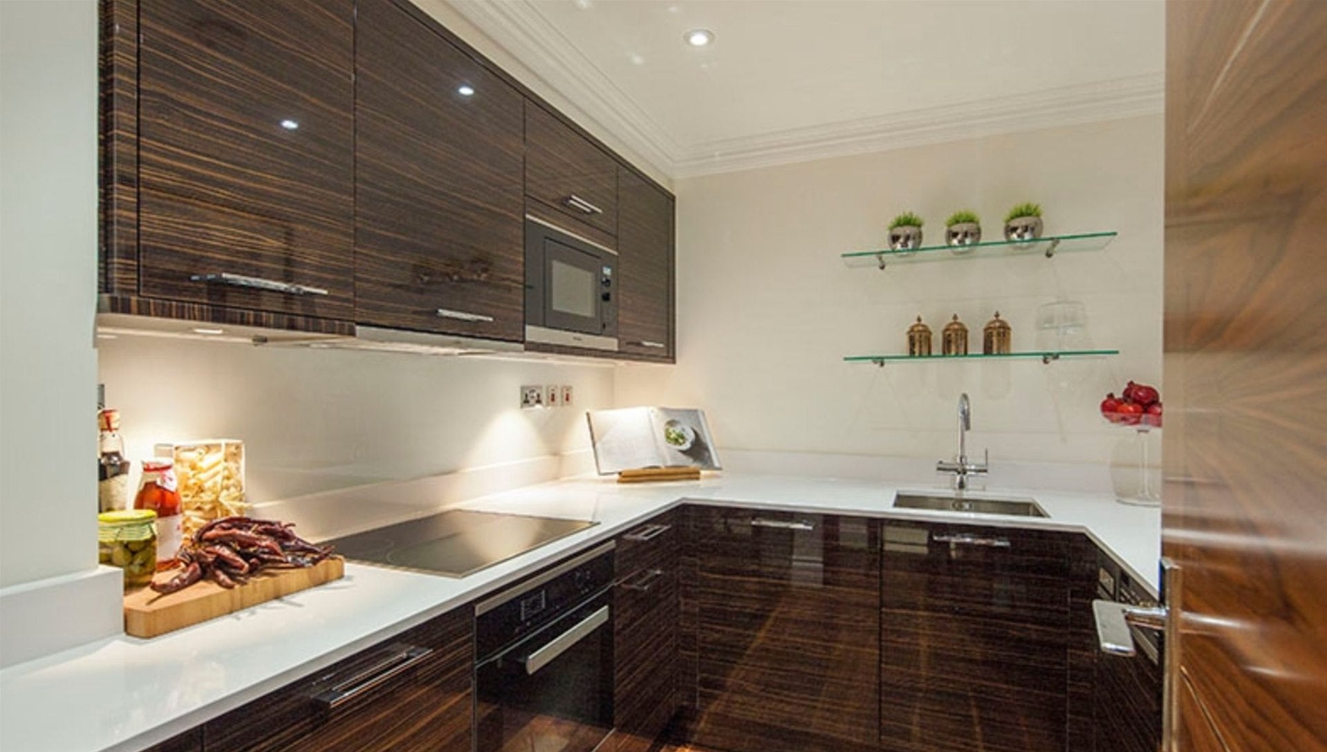 Flat Kensington Gardens Square in City of Westminster