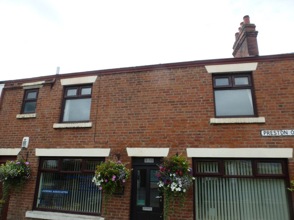 Flat Preston Old Road in Borough of Fylde