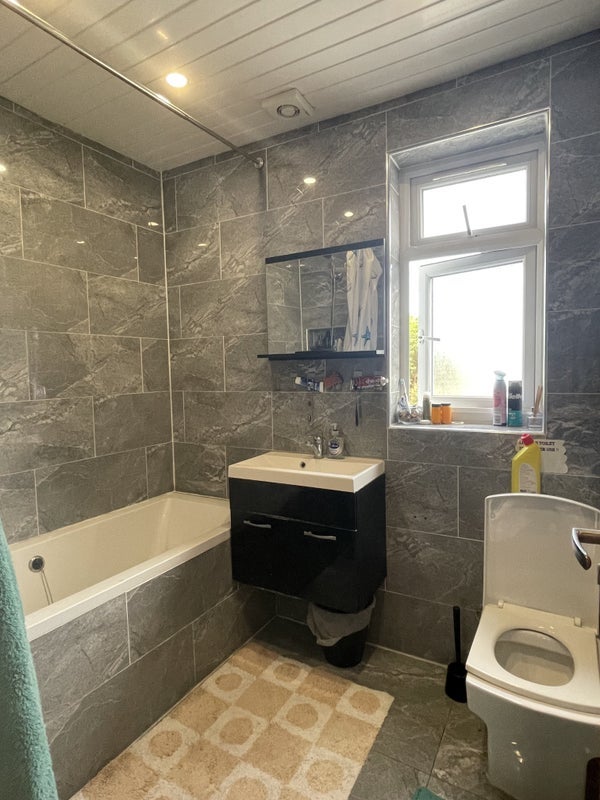 Room Gerda Road in Greater London