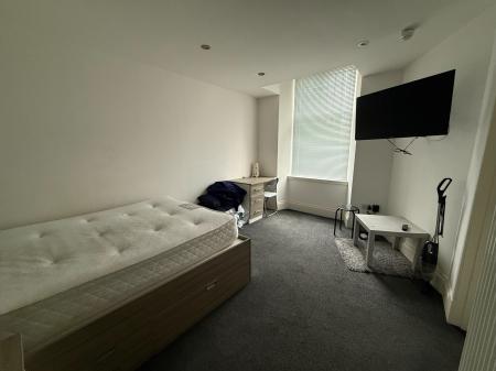 Flat Roseangle in Dundee