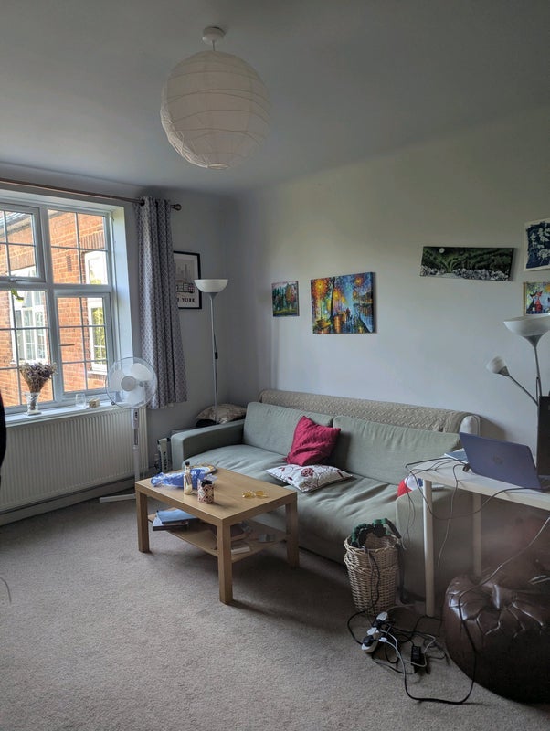 Room Adare Walk in Greater London