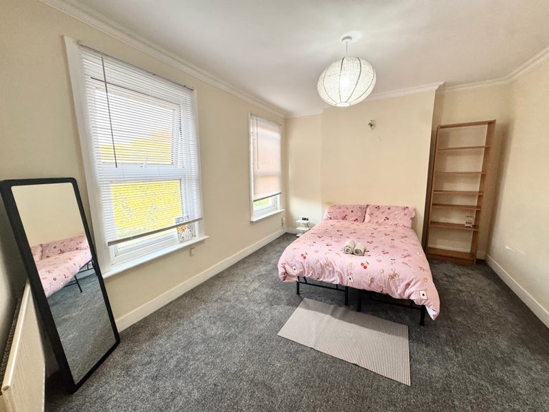 Room Evelyn Street in Greater London