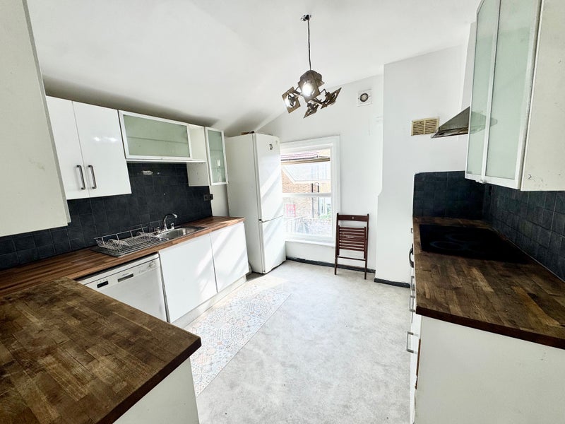 Room Evelyn Street in Greater London