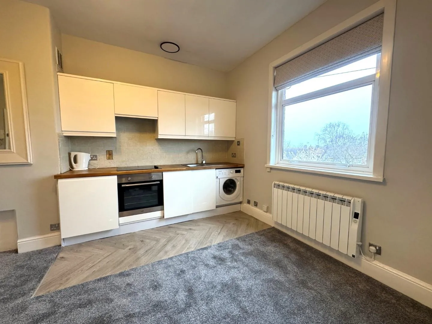 Flat Rowley Crescent in Stratford-on-Avon