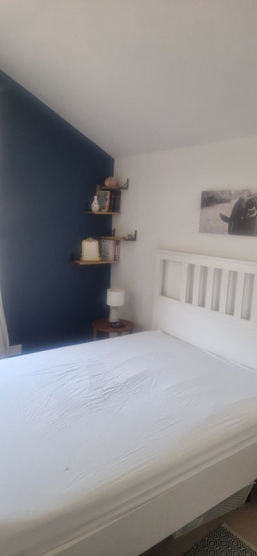 Room Hampstead Road in Bristol