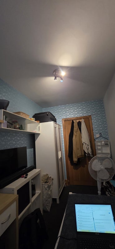 Room Ruby Street in Cardiff