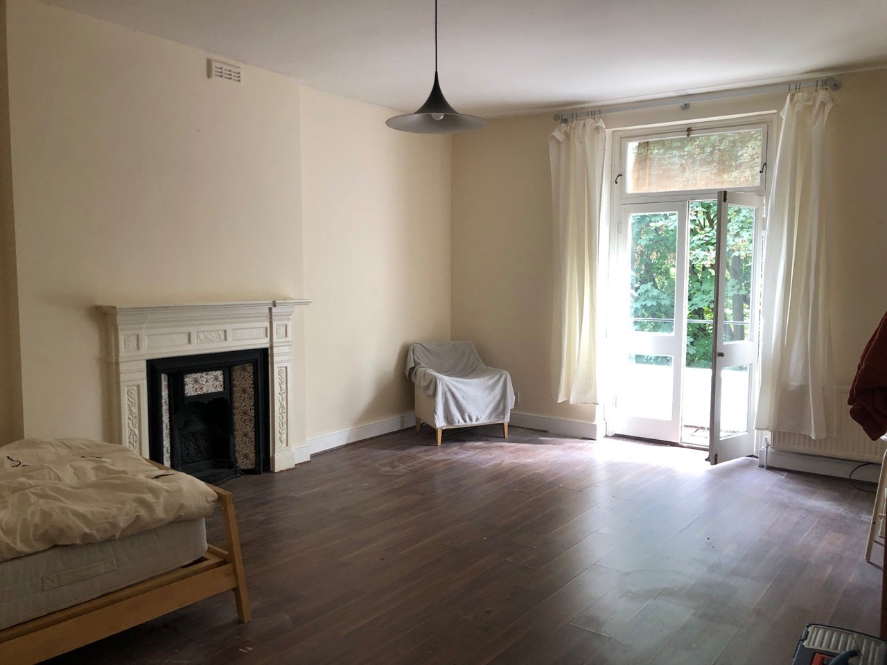 Flat Elgin Avenue in City of Westminster