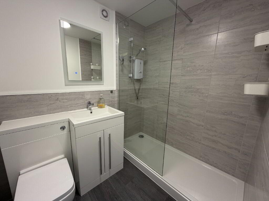 Flat New Mart Road in City of Edinburgh
