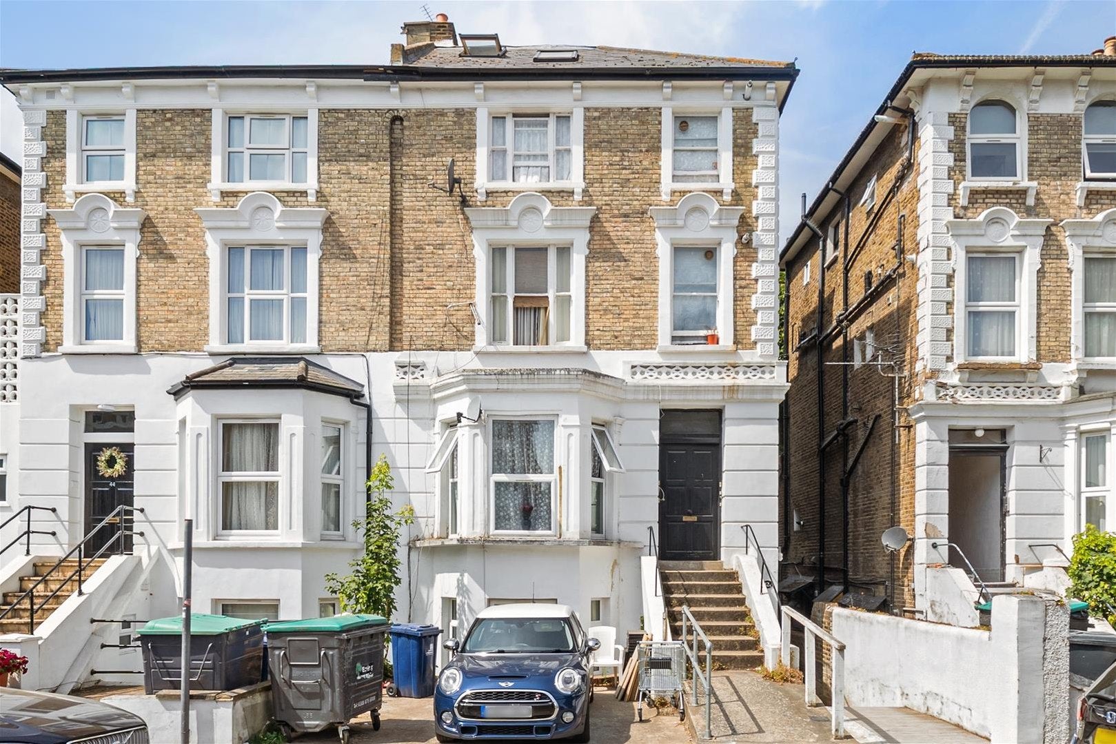 Flat Windsor Road in Greater London