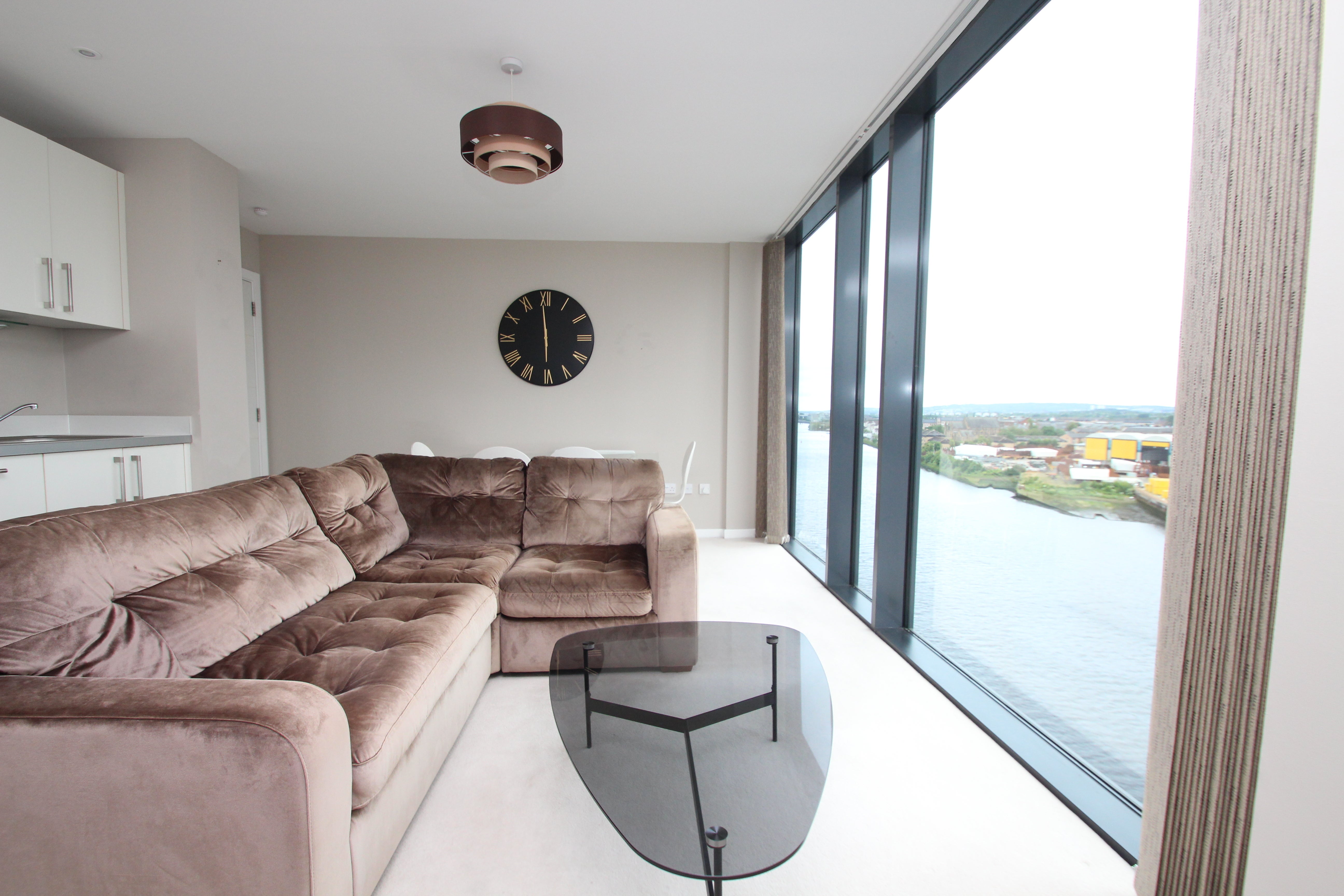 Flat Meadowside Quay Walk in Glasgow