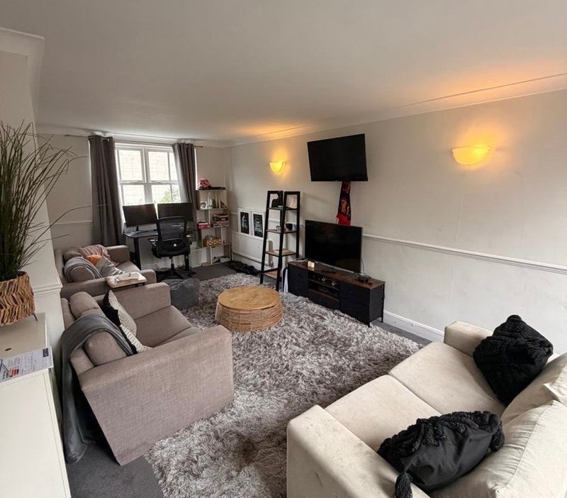 Room Waldo Close in Greater London