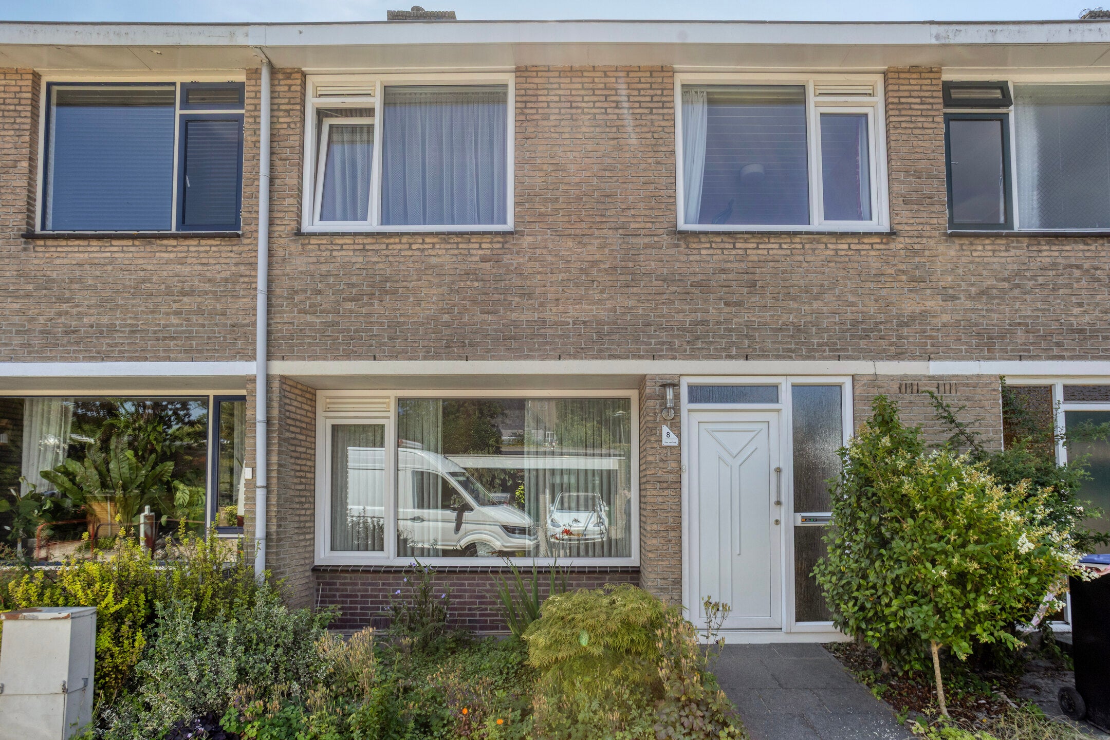 Huis Prins Bernhardstraat 8 in Benthuizen