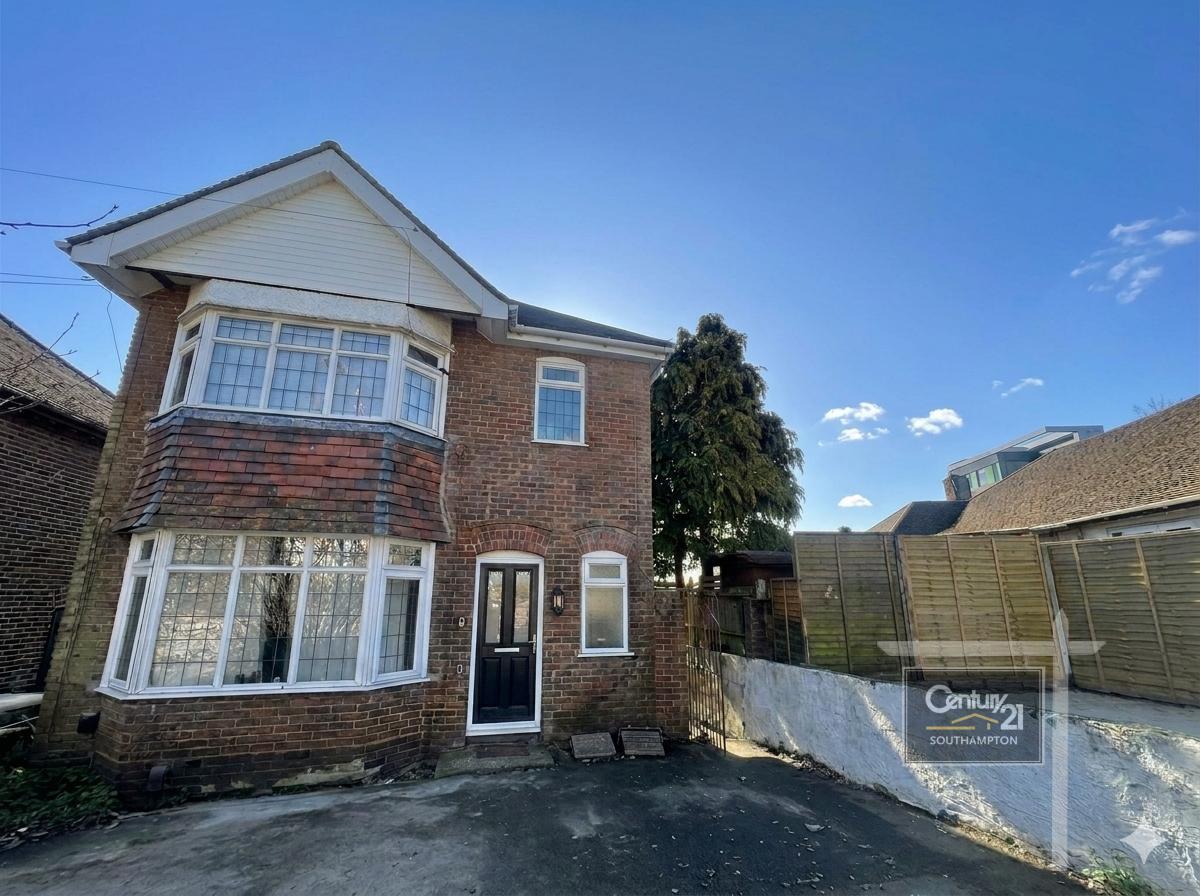 Flat Dale Road in Southampton