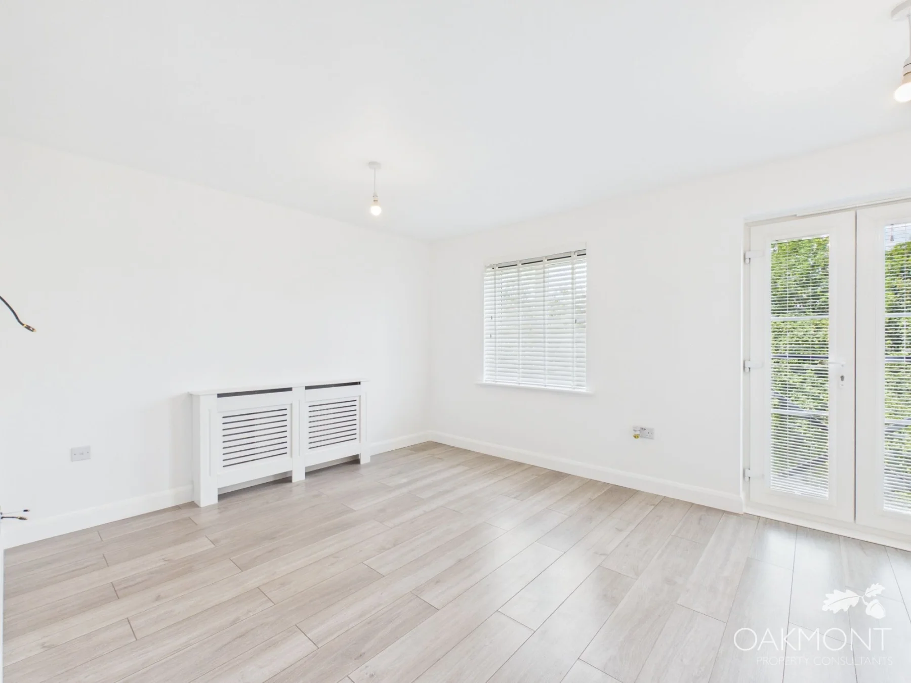 Flat Beehive Lane in Chelmsford