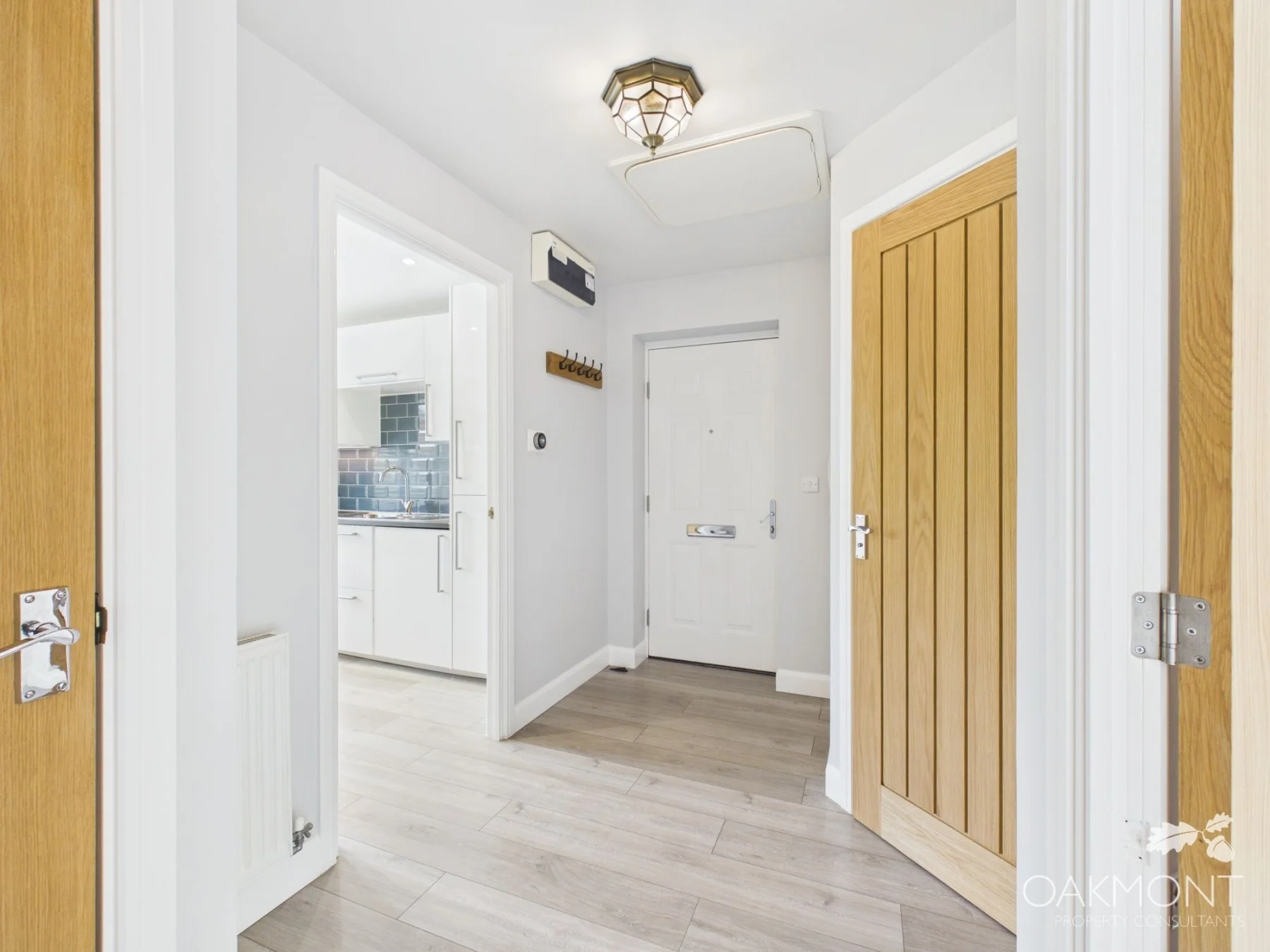 Flat Beehive Lane in Chelmsford