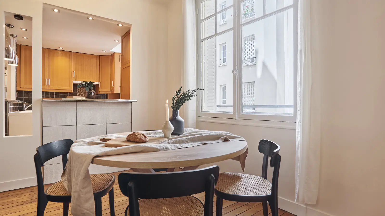 Flat Square Desaix in Paris