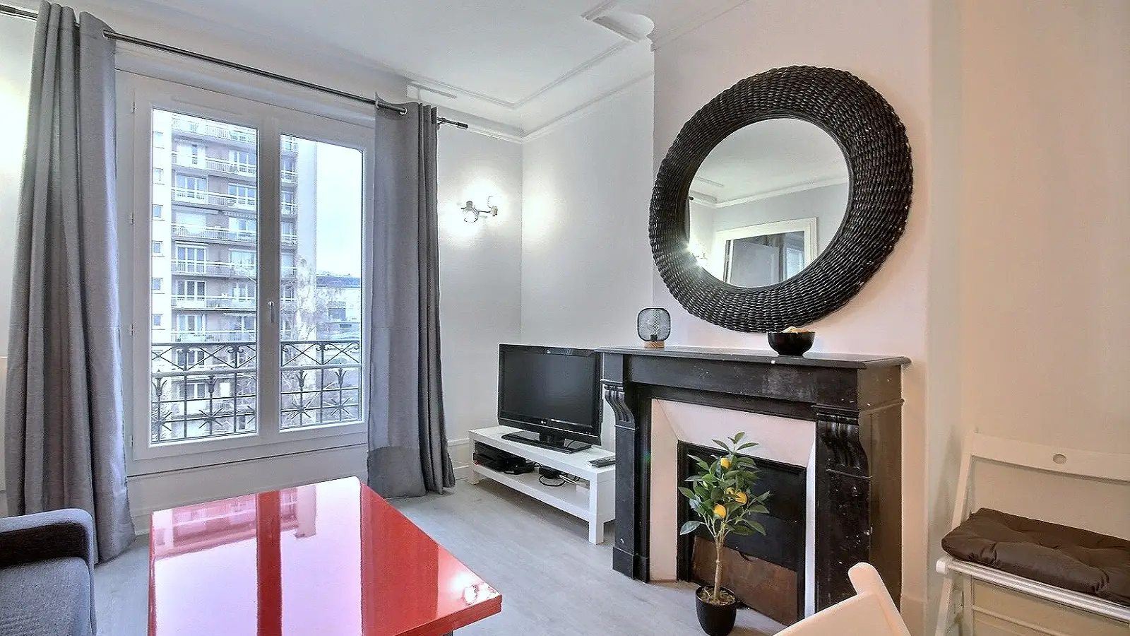 Flat Rue Rouvet in Paris