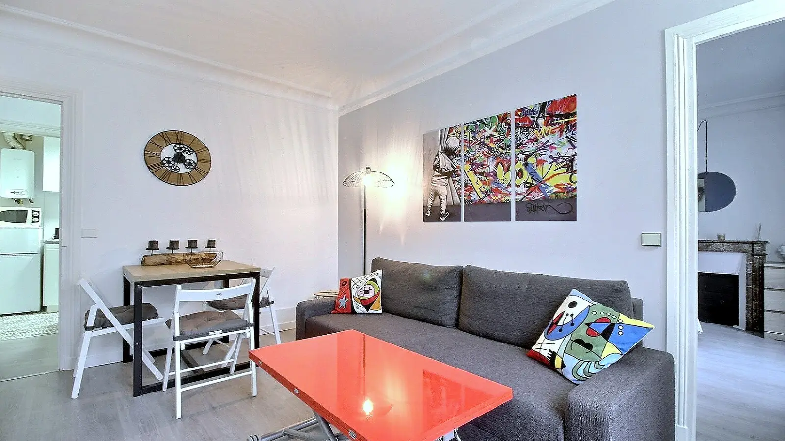 Flat Rue Rouvet in Paris