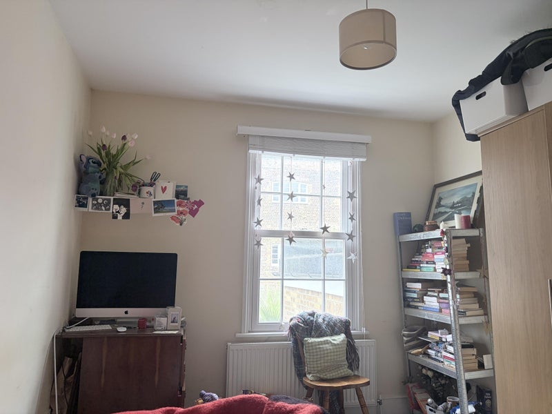 Flat Leighton Road in Greater London
