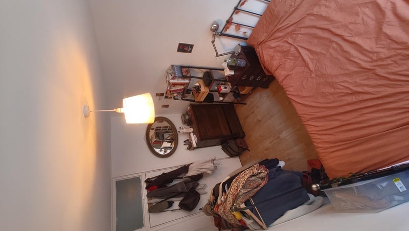 Room Sunnyside Road in Greater London