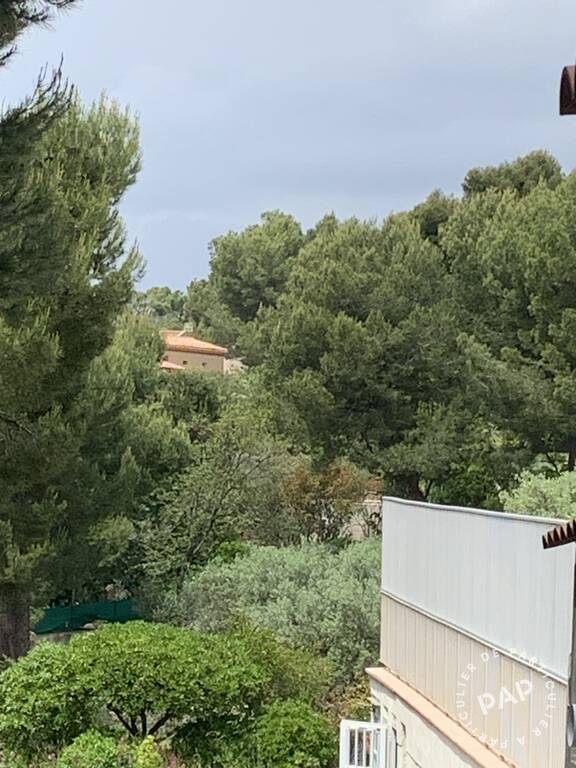 Flat Avenue Aristide Briand in Saint-Cyr-sur-Mer