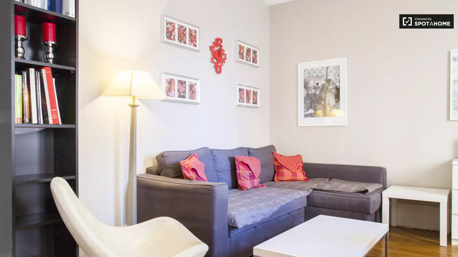 Flat Place du Commerce in Paris