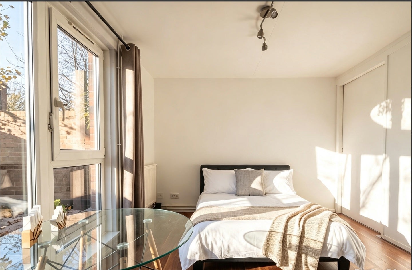 Room Thistlewood Close in Greater London