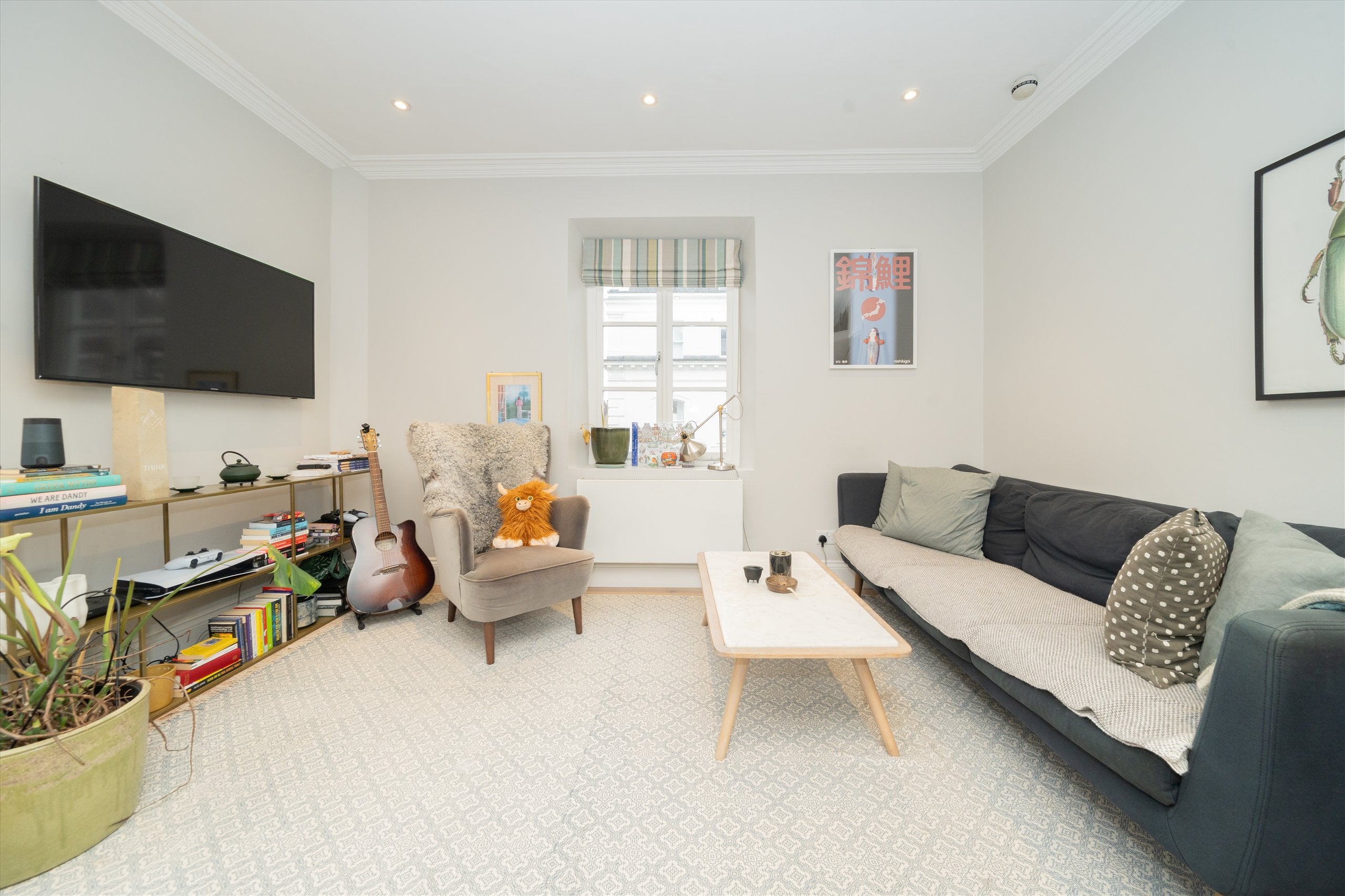 Flat Walton Street in Greater London