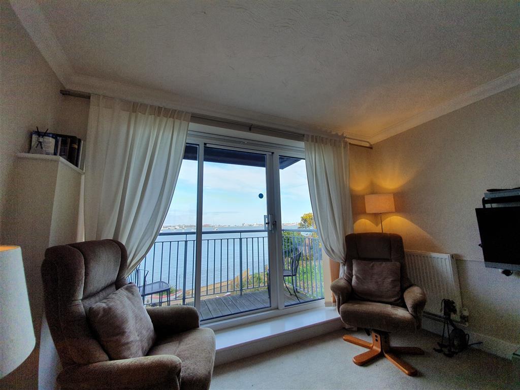 House Searle Drive in Gosport