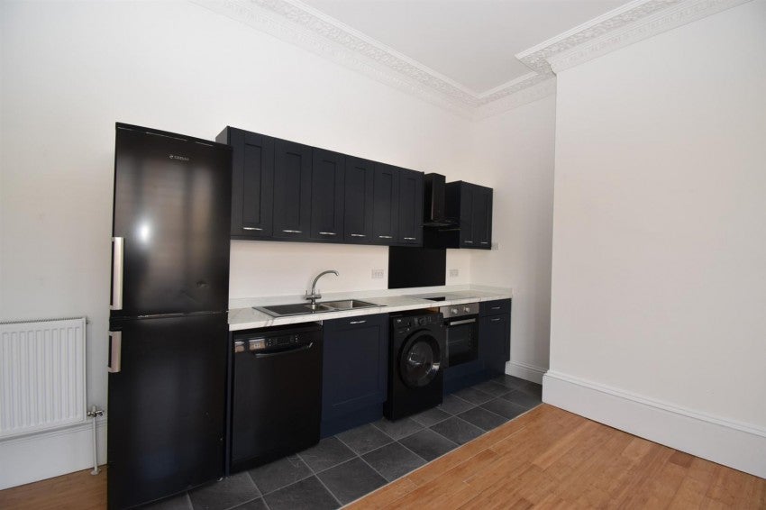 Flat Grove Street in Royal Leamington Spa