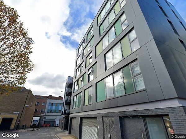 Flat Bunton Street in Greater London