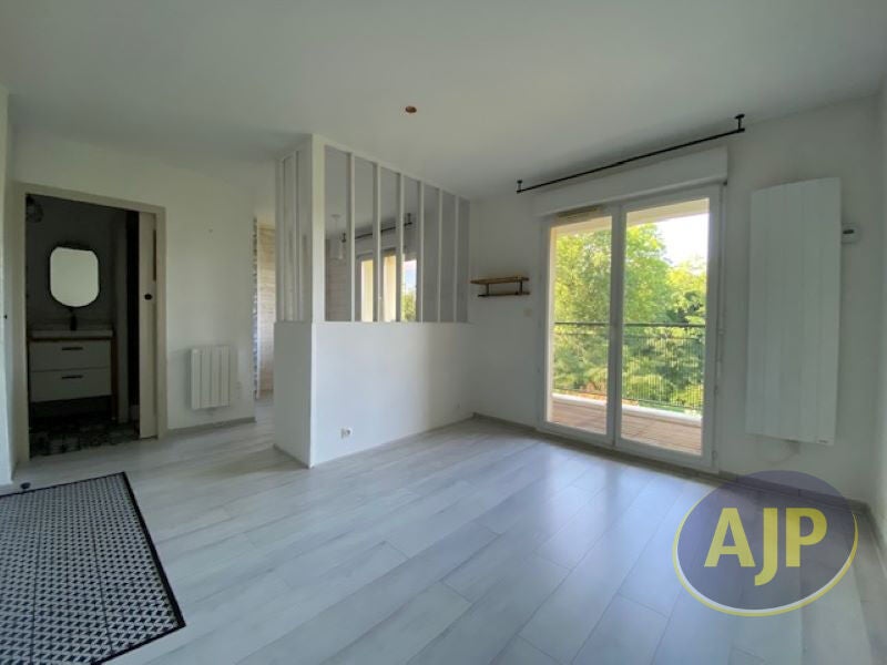 Flat Route de Monflanquin in Salles