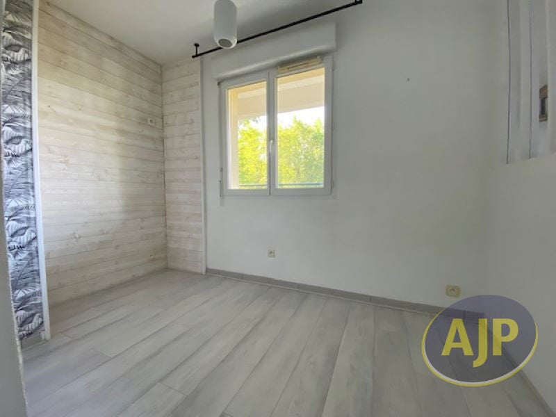 Flat Route de Monflanquin in Salles