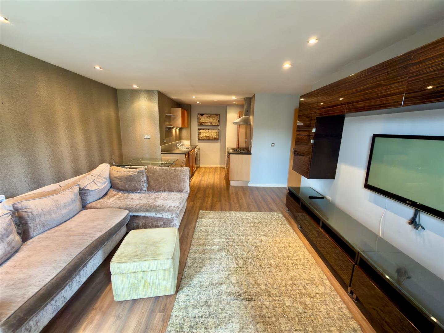 Flat Gotts Road in Leeds