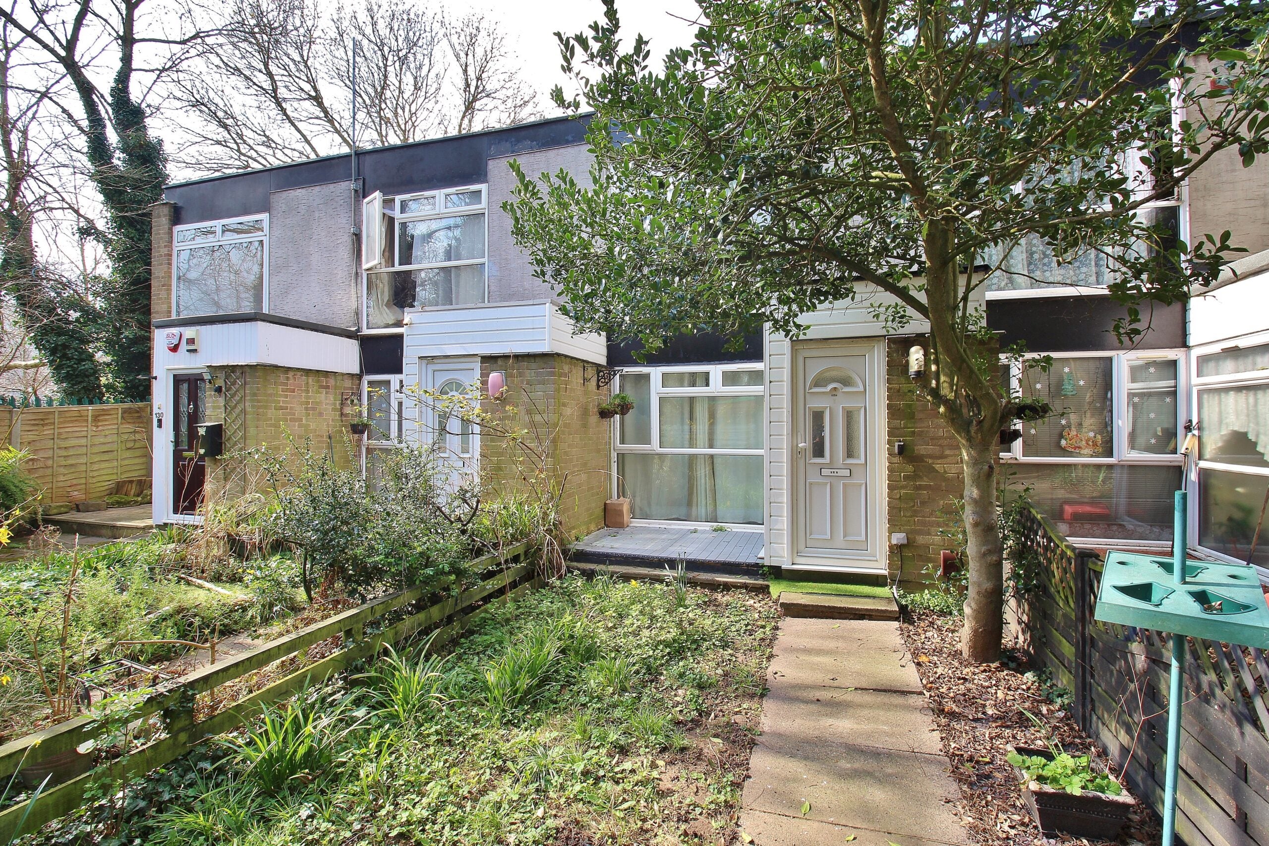 House Wheatlands in Greater London