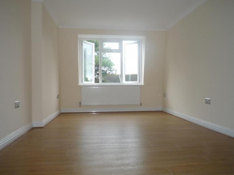 Flat Magdala Road in Portsmouth