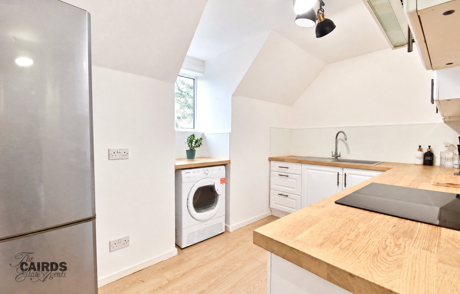 Flat Kingston Avenue in Mole Valley