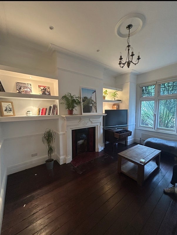 Room Ribblesdale Road in Greater London