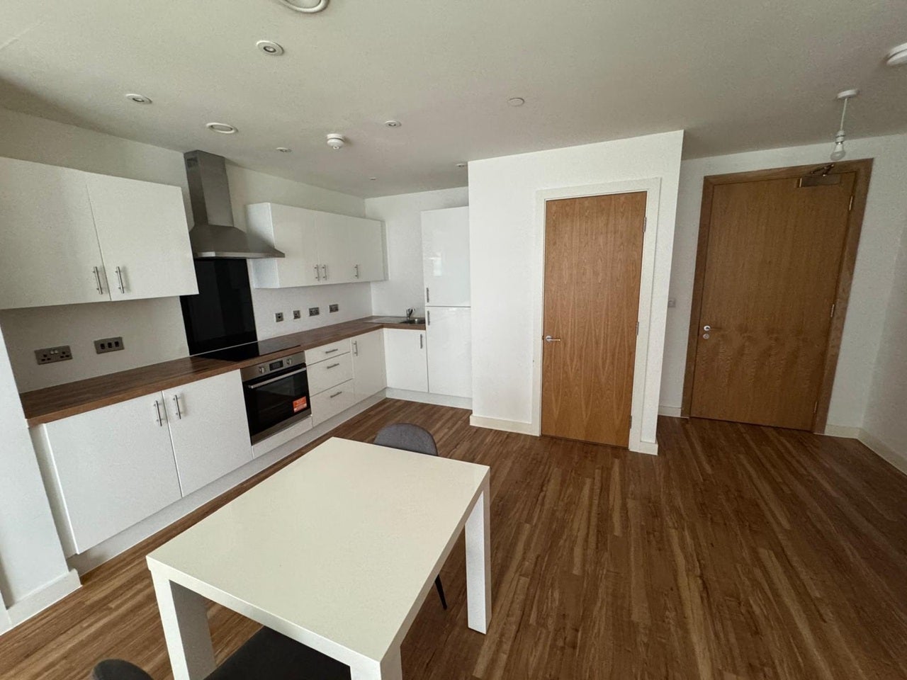 Flat Pomona Strand in Trafford