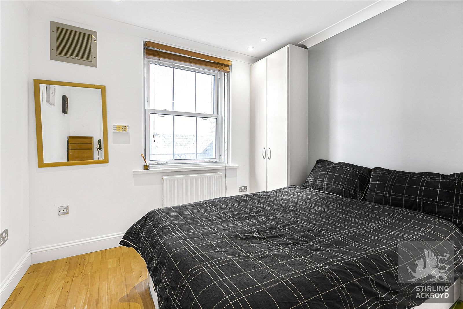 Flat Herbrand Street in Greater London